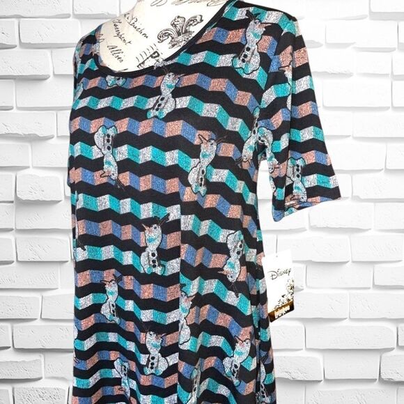 LuLaRoe Womens Small Perfect Tee Disney’s Olaf The Snowman Side Slits Scoop Neck - Picture 2 of 14